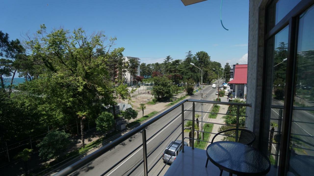 Hotel Horizon Kobuleti Bagian luar foto