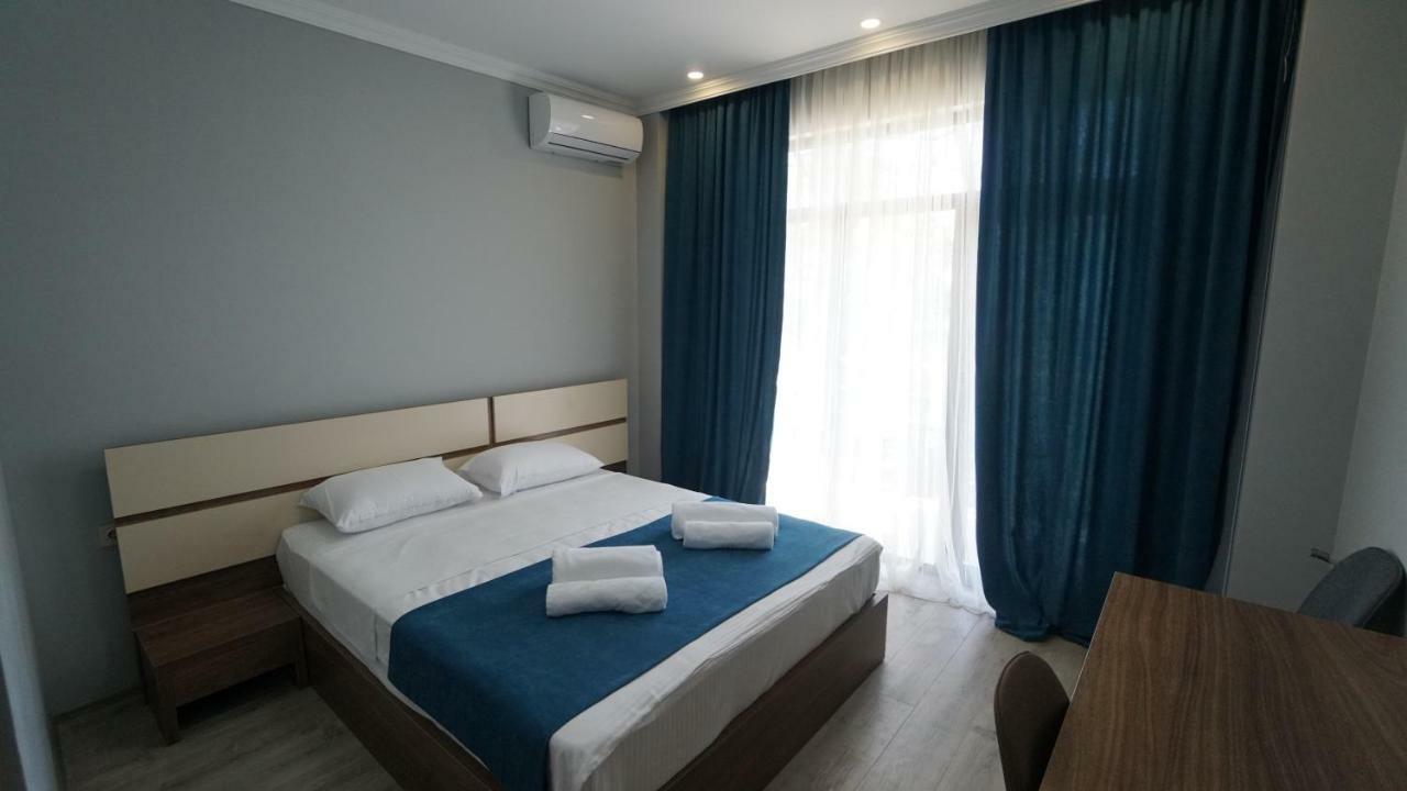 Hotel Horizon Kobuleti Bagian luar foto