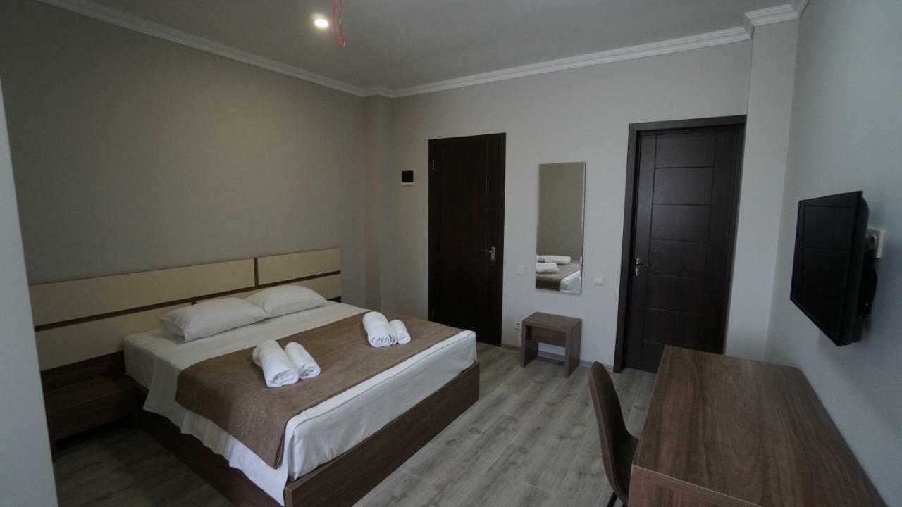 Hotel Horizon Kobuleti Bagian luar foto