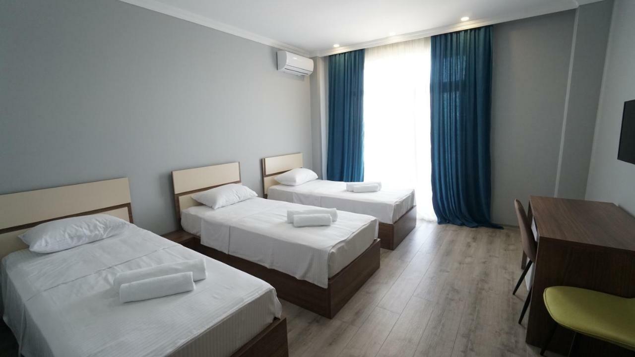 Hotel Horizon Kobuleti Bagian luar foto