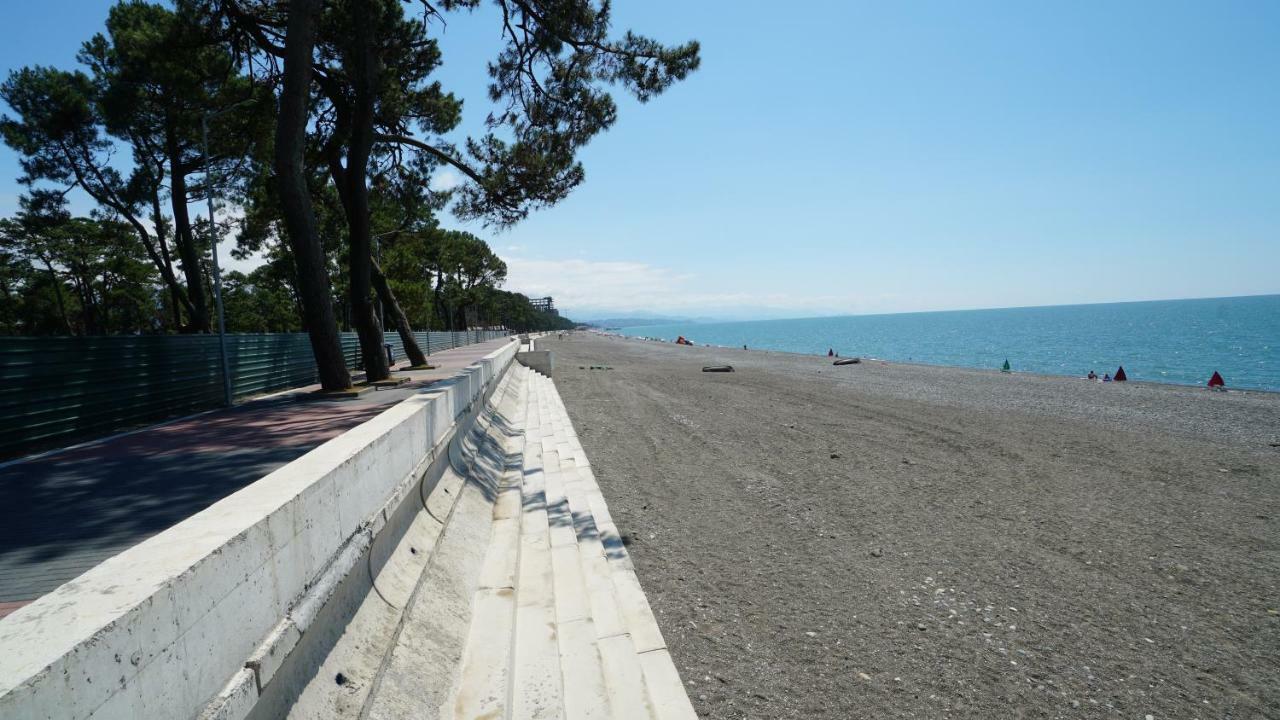 Hotel Horizon Kobuleti Bagian luar foto