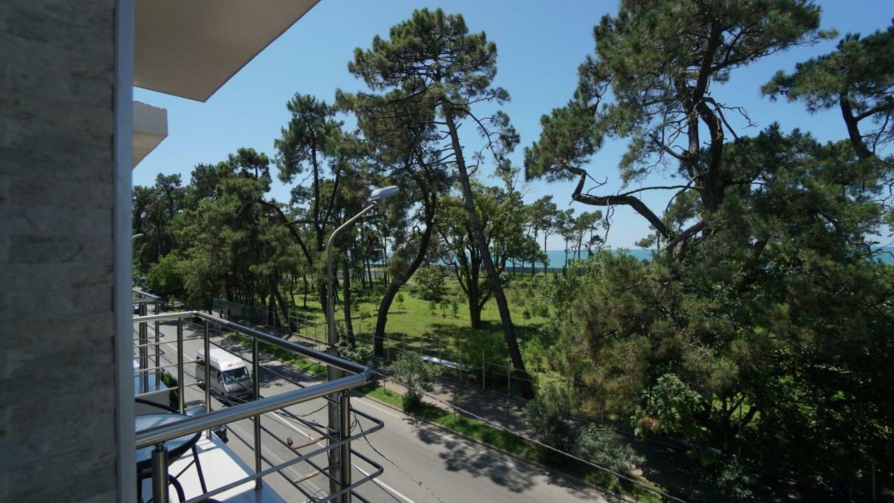 Hotel Horizon Kobuleti Bagian luar foto